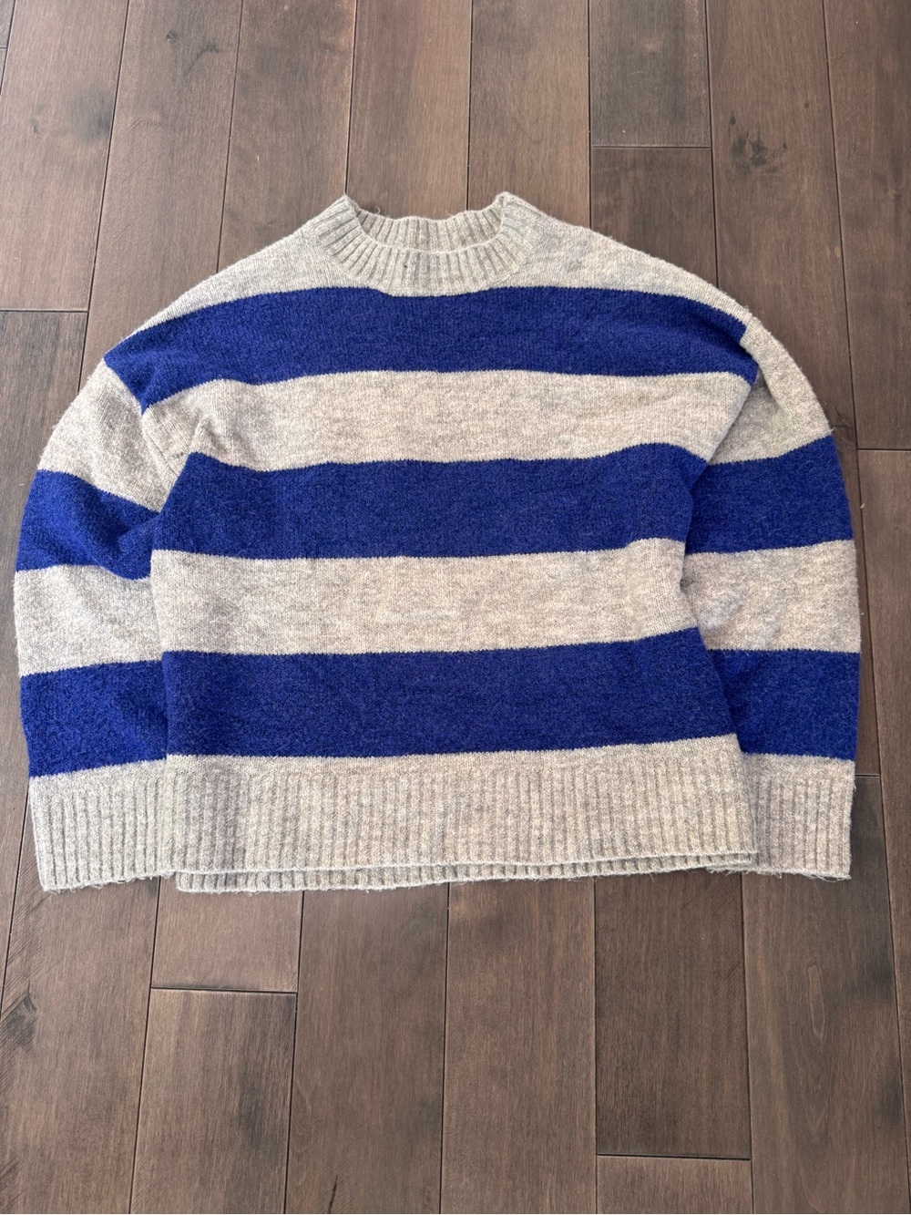 Ricki’s Fall Chunky Crewneck Sweater in Blue and Gray